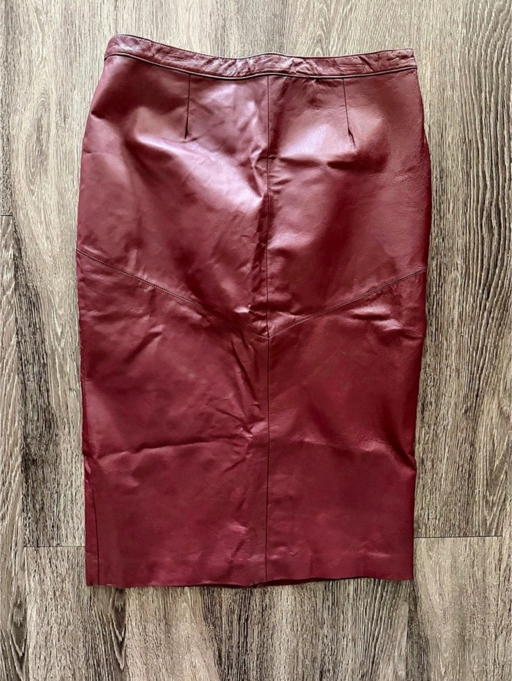 Maxene Couture Leather-Look Midi Skirt in Burgundy